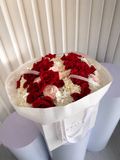 Duo Bouquet “Cupid’s Arrow”