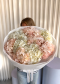 Mono-Bouquet of Columbian Hydrangeas “Claudette”