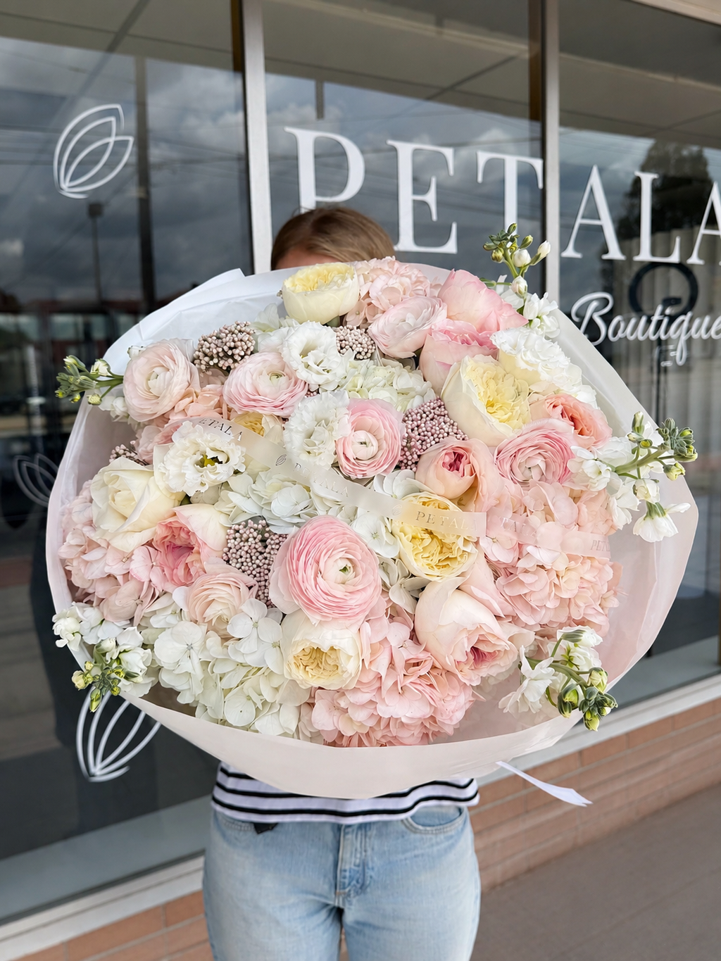 Mixed Bouquet “Essence”