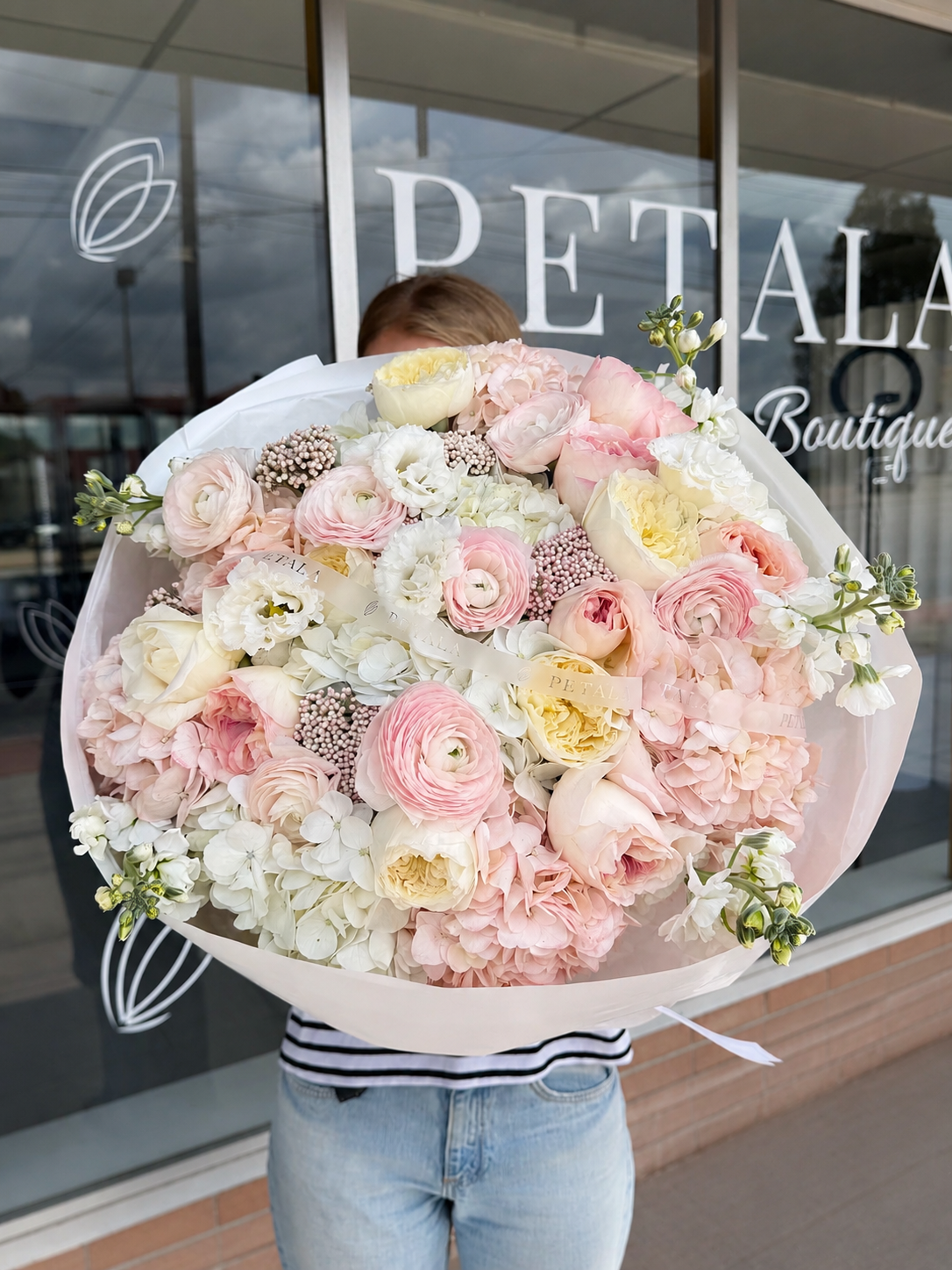 Mixed Bouquet “Essence”