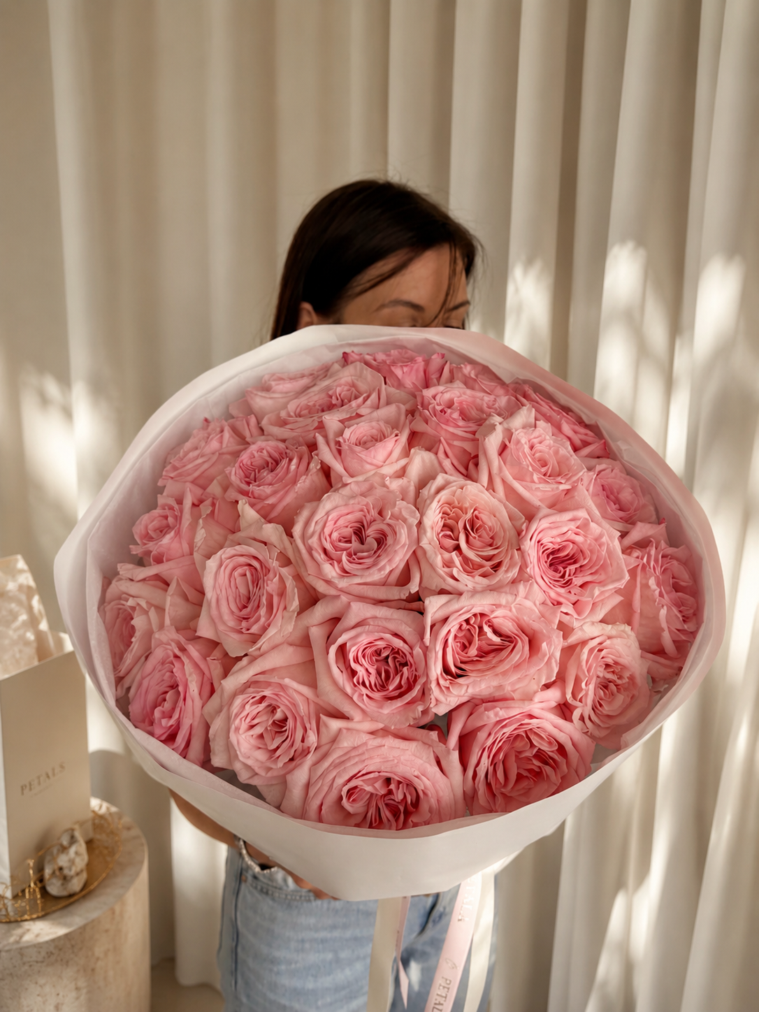 Mono-Bouquet of Perfumed Roses “Angelique”