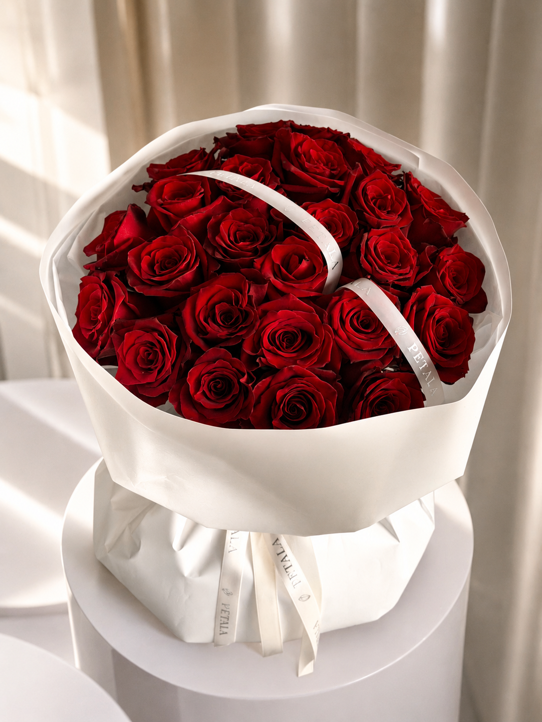 Mono-Bouquet of Red Roses “Amour”